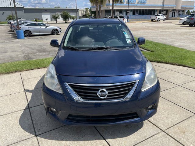 2013 Nissan Versa SV