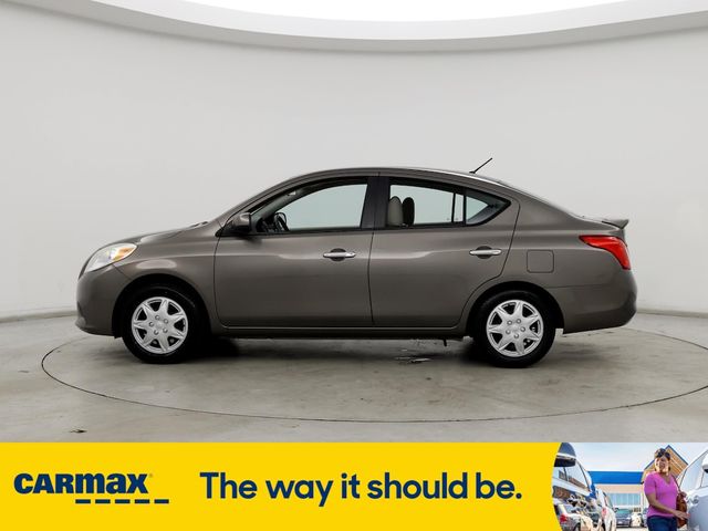 2013 Nissan Versa SV