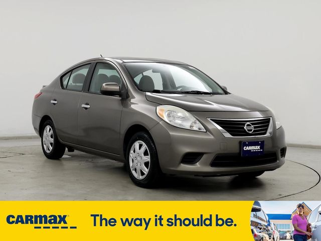 2013 Nissan Versa SV