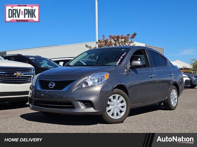 2013 Nissan Versa SV