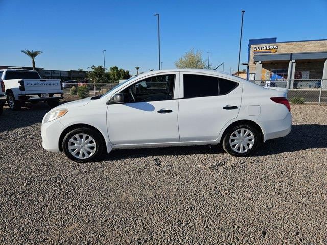 2013 Nissan Versa S Plus