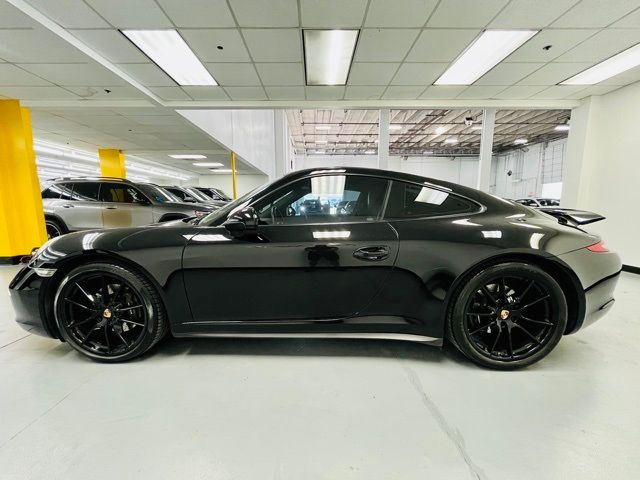 2013 Porsche 911 Carrera 4