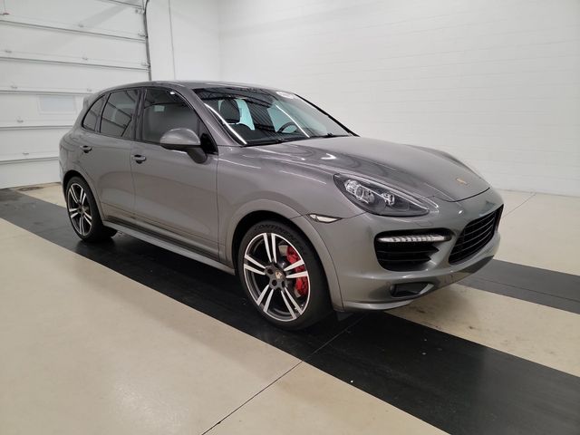 2013 Porsche Cayenne GTS