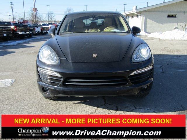 2013 Porsche Cayenne Base