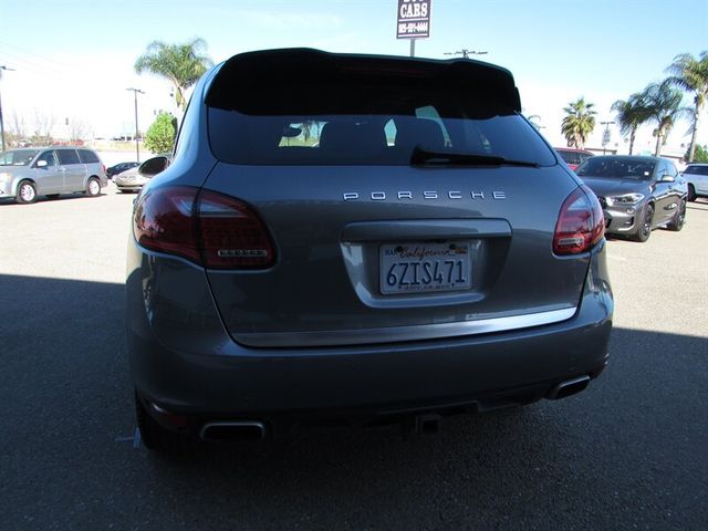 2013 Porsche Cayenne Base