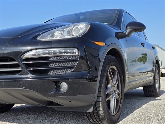 2013 Porsche Cayenne Base