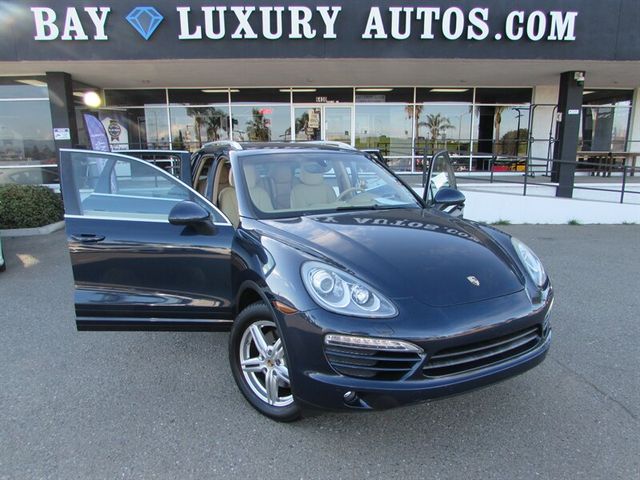 2013 Porsche Cayenne Base