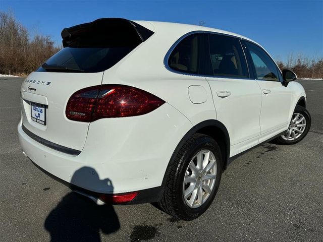 2013 Porsche Cayenne Base