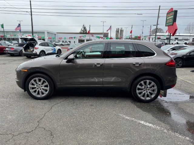 2013 Porsche Cayenne Base