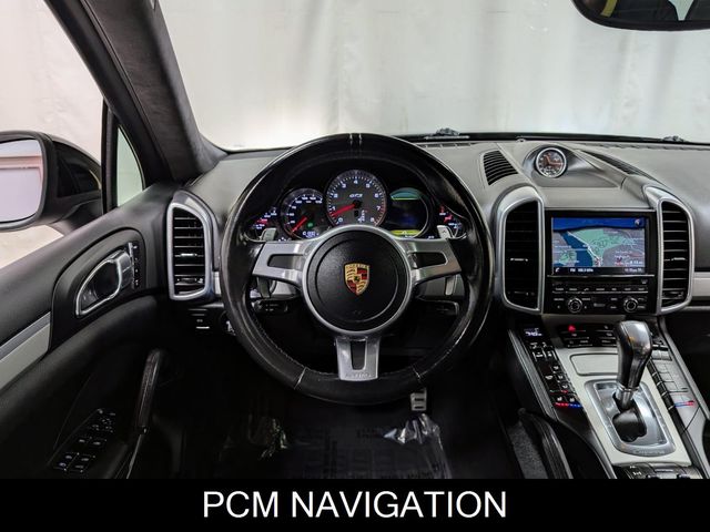 2013 Porsche Cayenne GTS