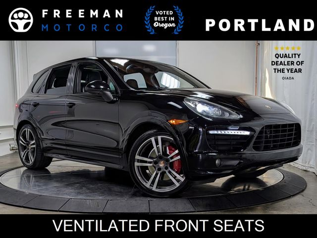 2013 Porsche Cayenne GTS