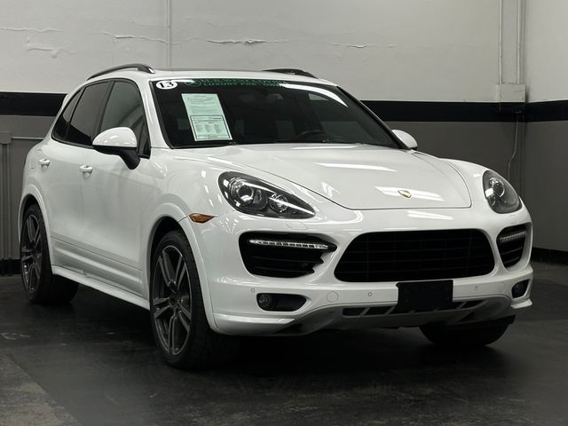 2013 Porsche Cayenne GTS