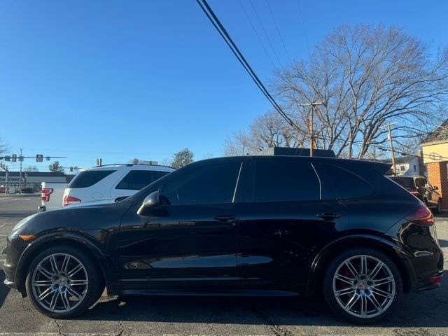 2013 Porsche Cayenne GTS