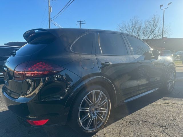 2013 Porsche Cayenne GTS