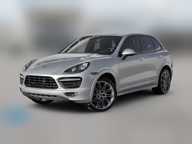 2013 Porsche Cayenne GTS