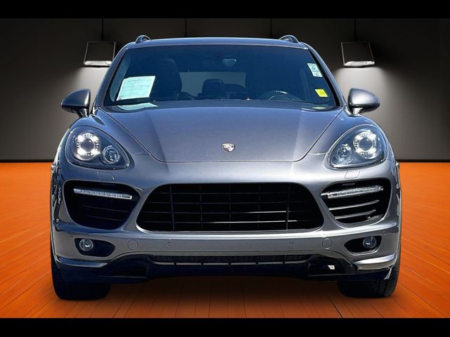 2013 Porsche Cayenne GTS