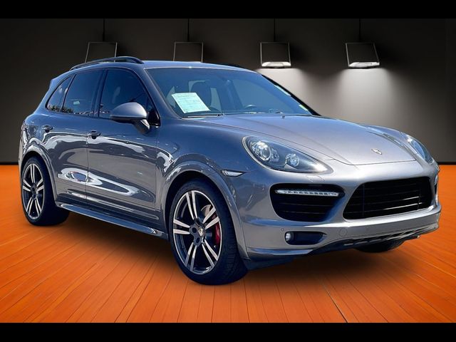 2013 Porsche Cayenne GTS