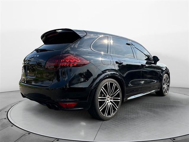 2013 Porsche Cayenne GTS