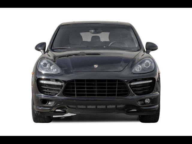 2013 Porsche Cayenne GTS