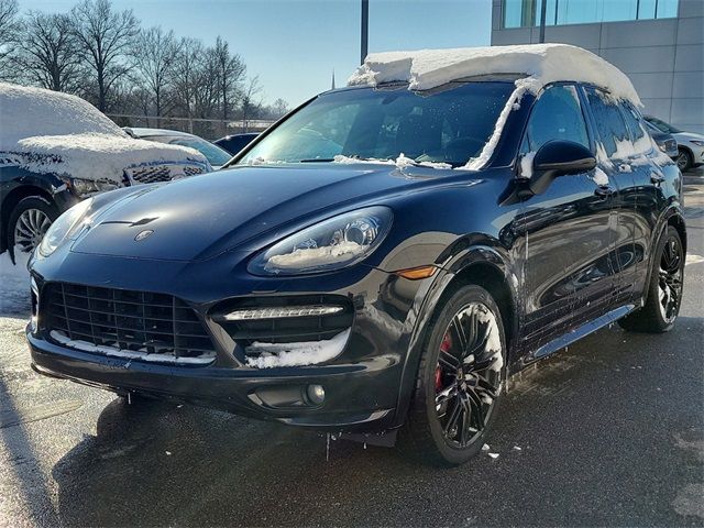 2013 Porsche Cayenne GTS