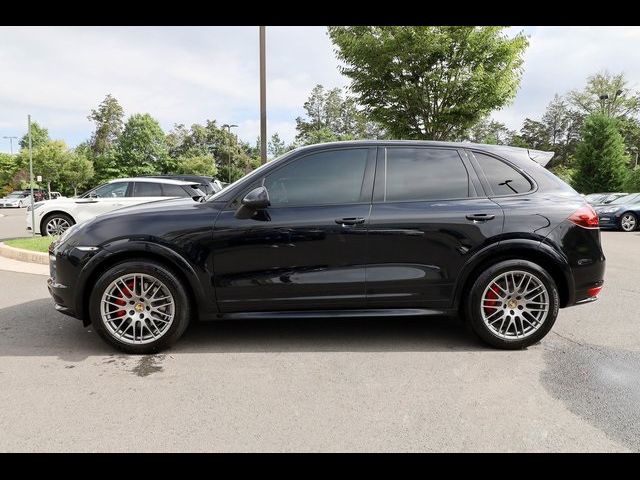 2013 Porsche Cayenne GTS