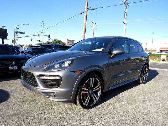 2013 Porsche Cayenne GTS