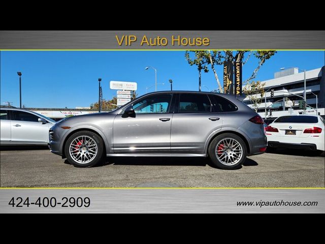 2013 Porsche Cayenne GTS