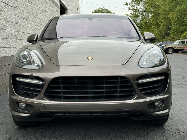 2013 Porsche Cayenne GTS