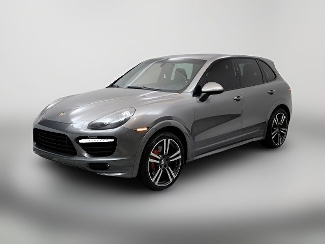 2013 Porsche Cayenne GTS