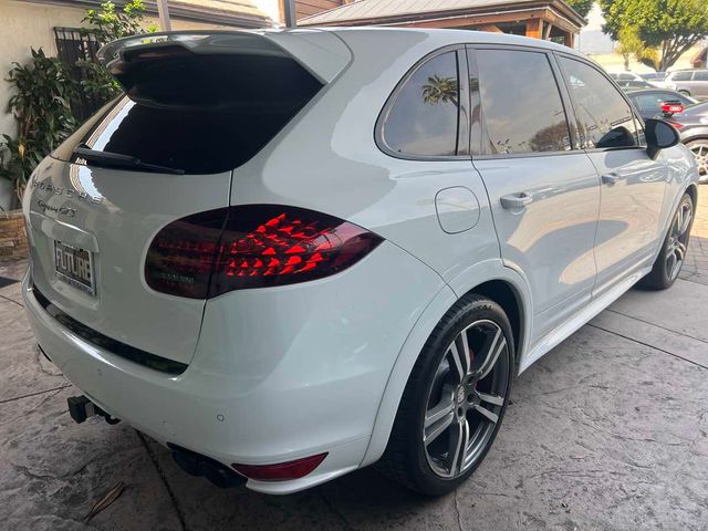 2013 Porsche Cayenne GTS