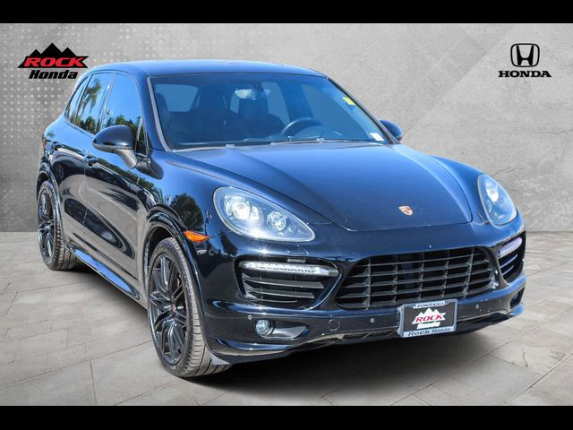 2013 Porsche Cayenne GTS