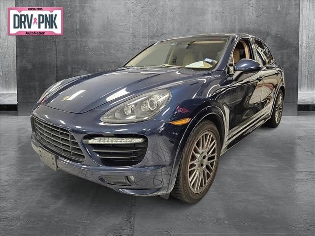 2013 Porsche Cayenne GTS