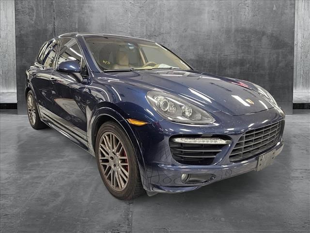 2013 Porsche Cayenne GTS