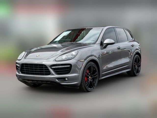 2013 Porsche Cayenne GTS