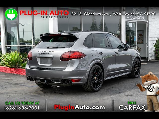 2013 Porsche Cayenne GTS