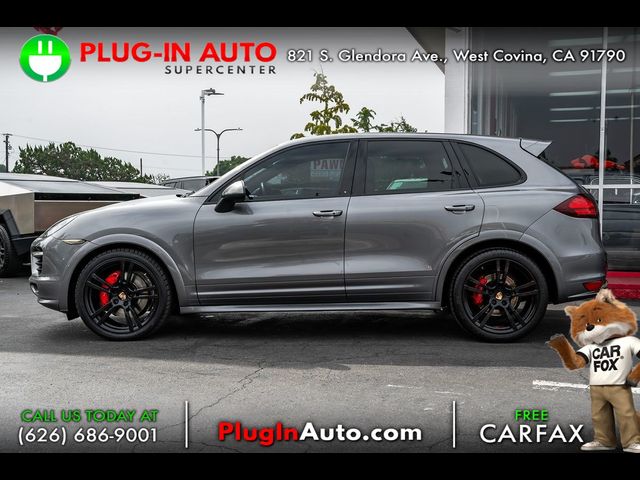 2013 Porsche Cayenne GTS