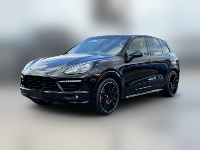 2013 Porsche Cayenne GTS