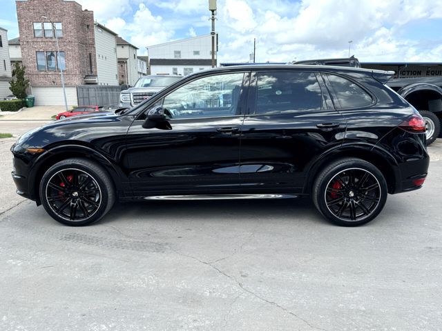 2013 Porsche Cayenne GTS