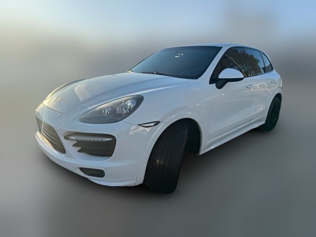 2013 Porsche Cayenne GTS