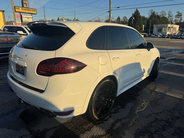 2013 Porsche Cayenne GTS