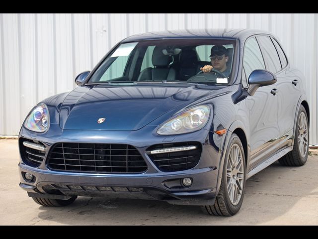 2013 Porsche Cayenne GTS