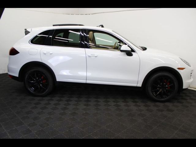 2013 Porsche Cayenne Base