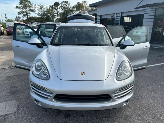 2013 Porsche Cayenne 