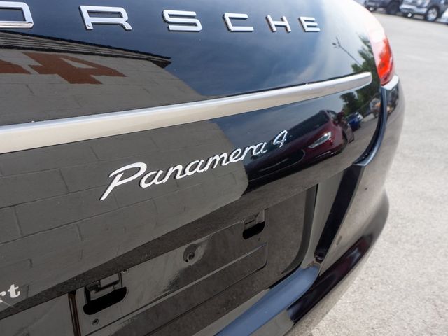 2013 Porsche Panamera Base