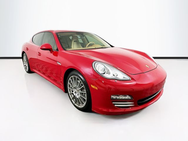 2013 Porsche Panamera Base