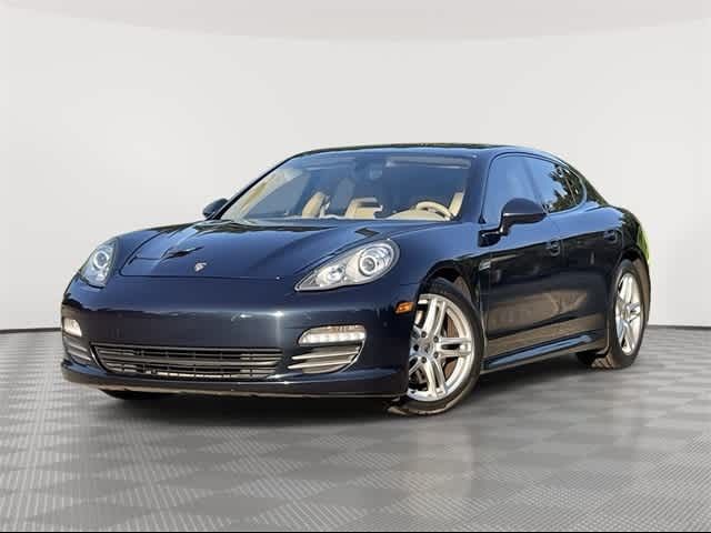 2013 Porsche Panamera 4