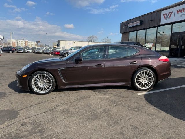 2013 Porsche Panamera 4