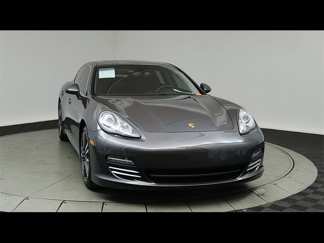 2013 Porsche Panamera 4S