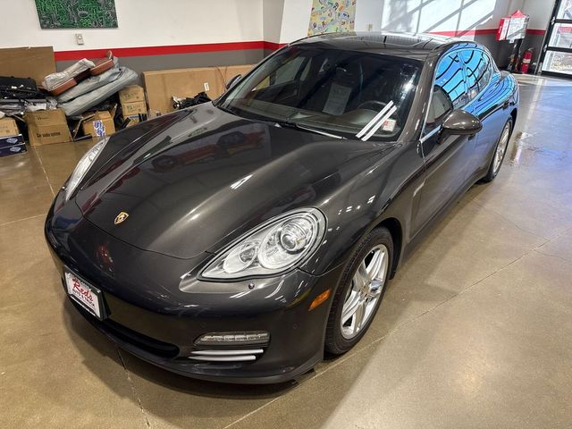 2013 Porsche Panamera 4S