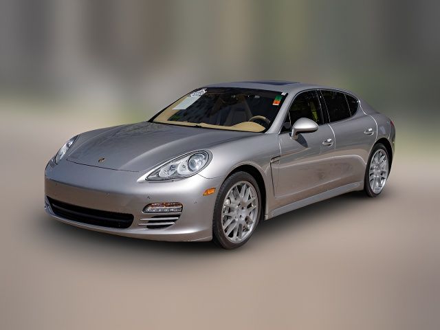 2013 Porsche Panamera 4S